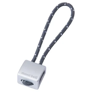 Rocks Zipper Pull